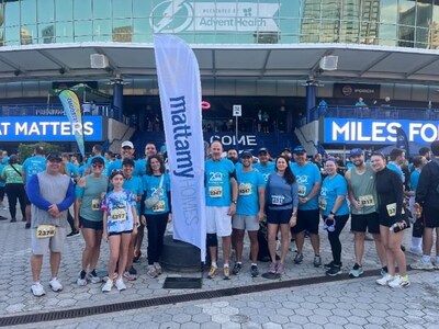 Members of the Mattamy Homes-Tampa team with family and trade partners raising funds for the fight to end cancer. (CNW Group/Mattamy Homes Limited)