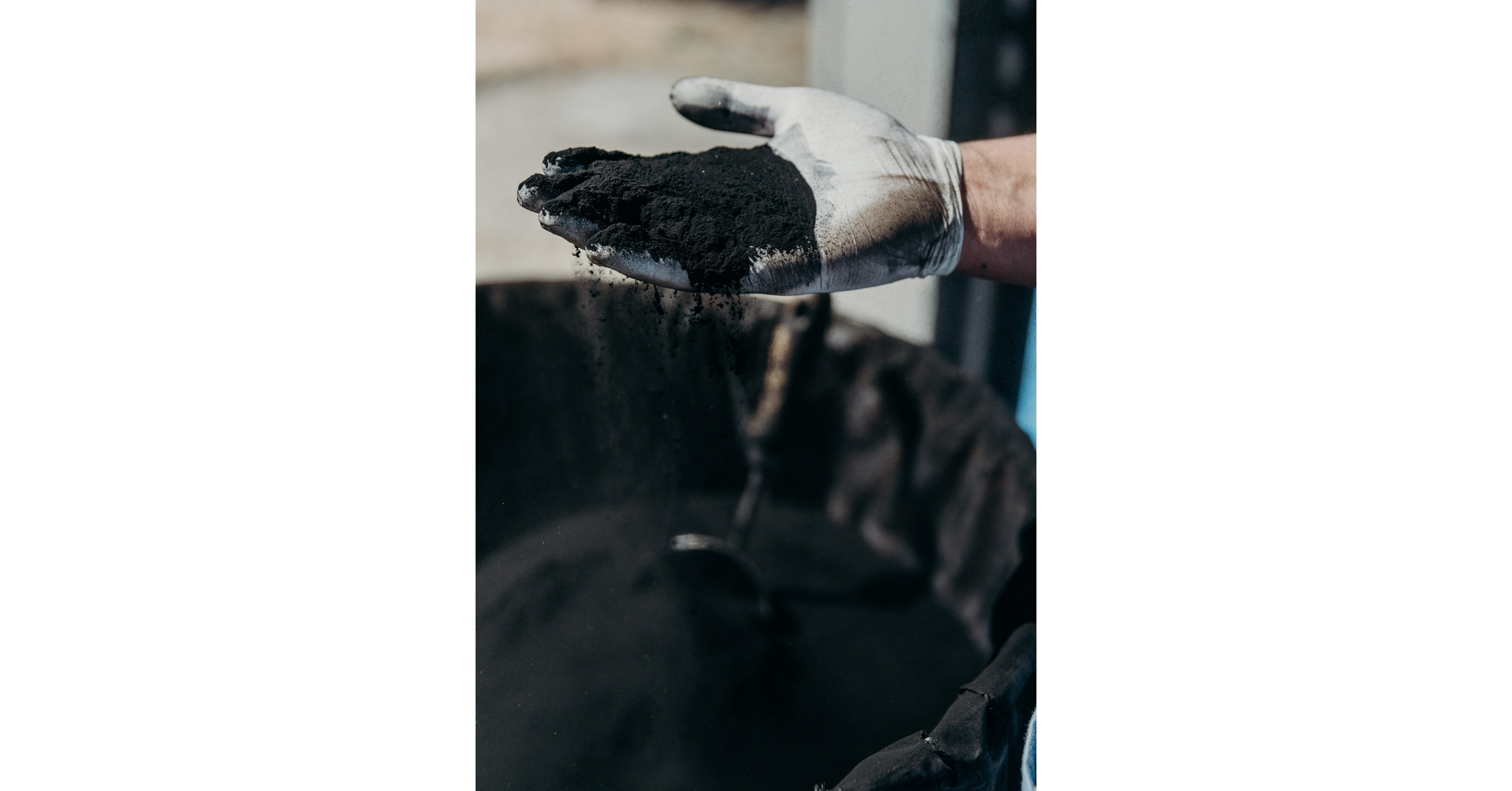 Waiākea Hawaiian Volcanic Beverages Pioneers First Commercial Use of Sustainable Algae Black™ on Beverage Packaging