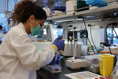 As Canada's top research hospital, the scope of biomedical research and complexity of cases at UHN have made it a national and international source for discovery, education and patient care. (CNW Group/University Health Network)