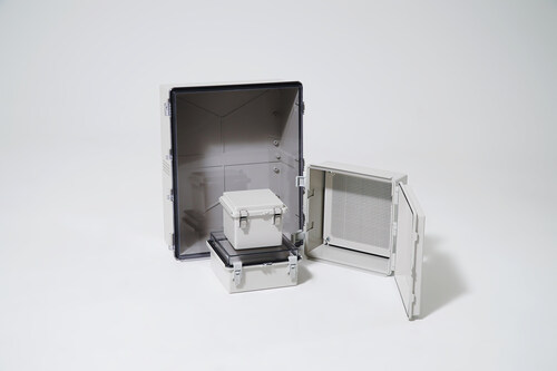 DSE’s ‘Unique Box’ industrial enclosures, built for durability and easy maintenance in industrial applications.