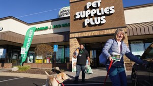Pet Supplies Plus Continues to Raise the Bar in Customer Service, Earns Bronze Stevie® Award