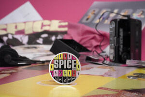 British Royal Mint lanza una moneda conmemorativa oficial de las Spice Girls