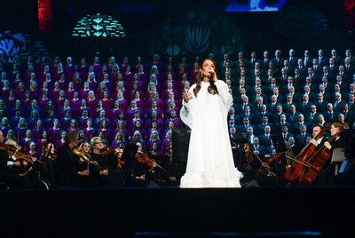 Ivete Sangalo canta com o Coro do Tabernáculo da Praça do Templo em São Paulo sexta-feira (27) Foto: Divulgação Igreja de Jesus Cristo dos Santos dos Últimos Dias Ivete Sangalo canta com o Coro do Tabernáculo da Praça do Templo em São Paulo sexta-feira (27) Foto: Divulgação Igreja de Jesus Cristo dos Santos dos Últimos Dias