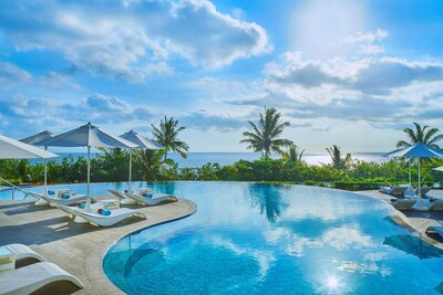Sheraton Bali Kuta Resort Infinity Pool
