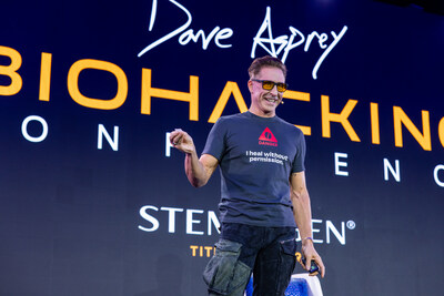 Longevity Expert and 4X NY Times Bestselling Author Dave Asprey takes the stage at the 2025 BEYOND Biohacking Conference