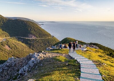 The Skyline Trail in Cape Breton Highlands National Park offers spectacular views of the Gulf of St. Lawrence. (CNW Group/Parks Canada (HQ))