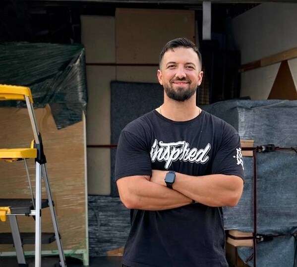 Unable to view the image, Please provide a valid URL.