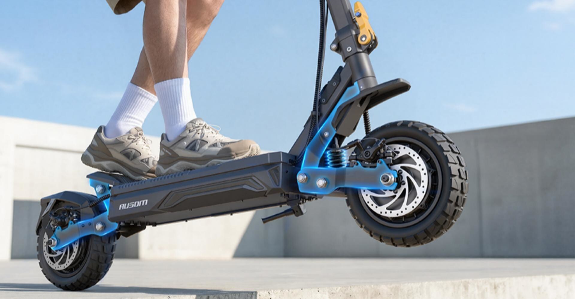 Ausom Launches Two High-Power Dual-Motor Electric Scooters with ShocFree™ Suspension