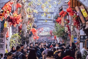 Over 1.79 Million Visitors: China's Taizhou Prefectural City Lights Up 2026 Lunar New Year with "Ancient Heritage and Cyberpunk Tech"