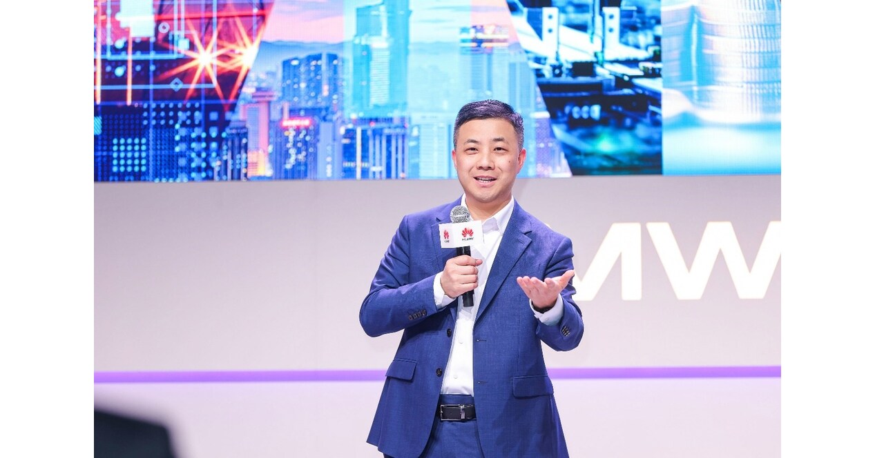 Huawei, K&uuml;resel Finans Alanında Dijital ve Akıllı D&ouml;n&uuml;ş&uuml;m&uuml; Desteklemek i&ccedil;in Finansal Yapay Zeka &Ccedil;&ouml;z&uuml;mlerini Geliştiriyor