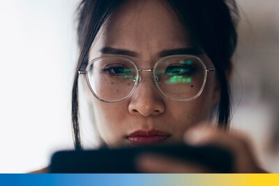 Being alert to suspicious messages and unfamiliar links can help customers protect their personal information. (CNW Group/407 ETR Concession Company Limited)