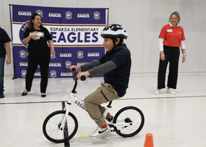 Pedaling Toward Success: All Kids Bike Program Reaches San Antonio Students in Celebration of HDR's Day of Giving