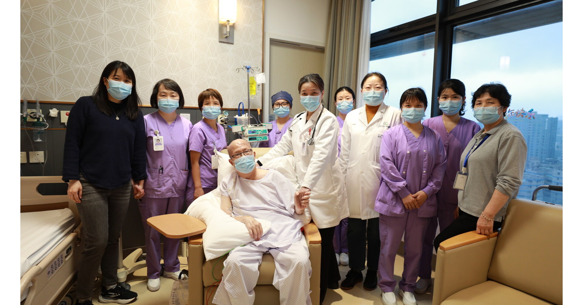 U.S. Patient with Advanced Lung Cancer Stabilized by Novel Immunotherapy Treatment in China