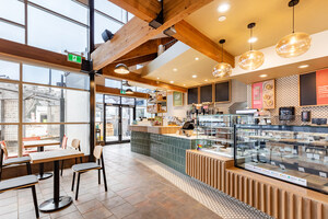 Good Earth Coffeehouse Reopens in Glenmore Landing Following Beautiful Renovation