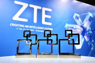 A ZTE recebeu três prêmios GSMA GLOMO e se destaca como pioneira rumo a um futuro inteligente. (PRNewsfoto/ZTE Corporation)