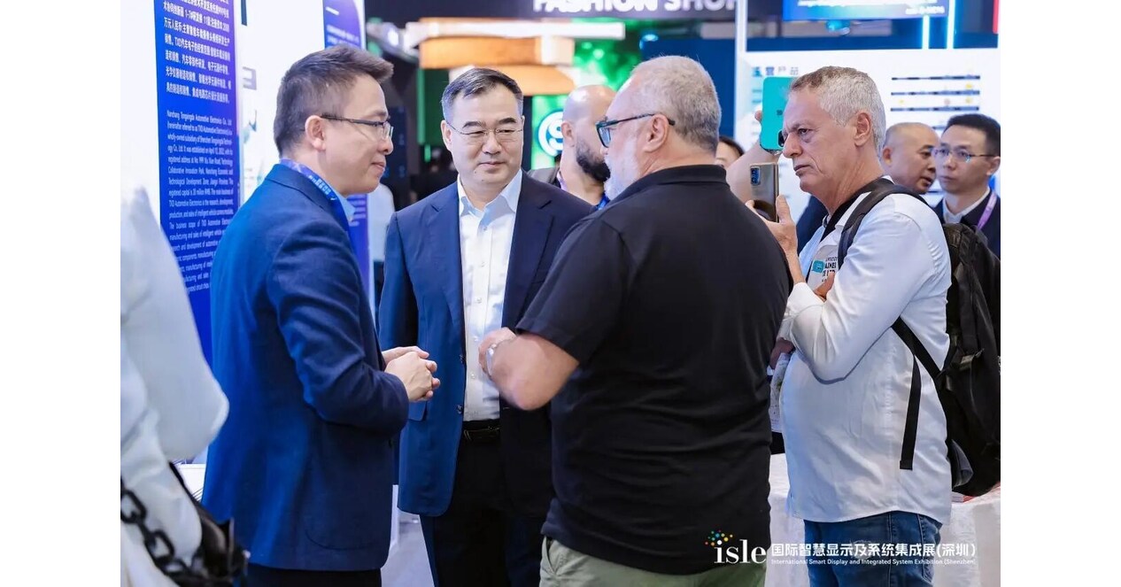 Klaster Industri Optoelektronik Nanchang Tampil di ISLE 2026 dengan Inovasi Rantai Industri yang Lengkap dan Ambisi Global