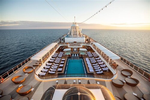 Credit-Regent Seven Seas Cruises