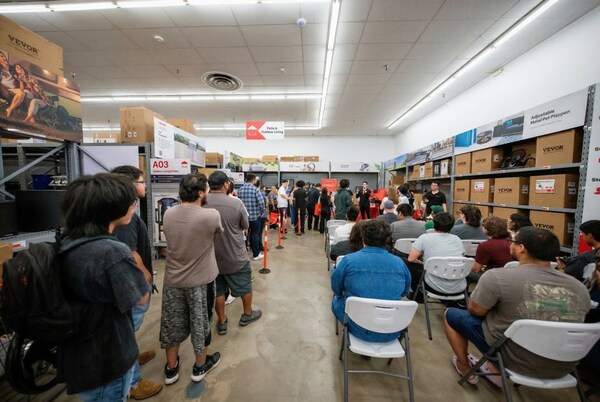 Unable to view the image, Please provide a valid URL.