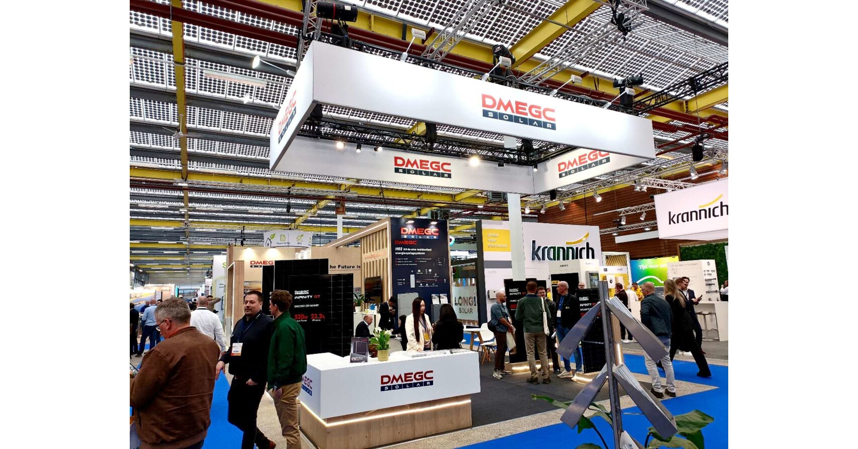 DMEGC Solar Displays New PV Innovations Across European Exhibitions