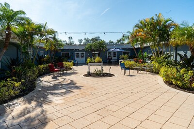 Outdoor courtyards at the hospice facility offer peaceful spaces for reflection and time together.