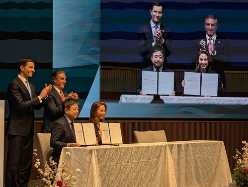 L to R: John Jovanovic, President and Chairman of the Export-Import Bank of the United States; Doug Burgum, United States Secretary of the Interior; Tomoya Murata, General Manager, Trafigura Japan; Megan O’Connor, Co-Founder and CEO, Nth Cycle. L to R: John Jovanovic, President and Chairman of the Export-Import Bank of the United States; Doug Burgum, United States Secretary of the Interior; Tomoya Murata, General Manager, Trafigura Japan; Megan O’Connor, Co-Founder and CEO, Nth Cycle.