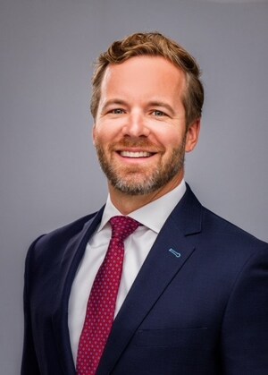 Associated Bank Names Neil Riegelman as Milwaukee Market President