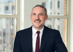 Latham Adds Leading Patent Trial Lawyer in Washington, D.C.