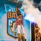 Dylan Nutt, 22, celebrates winning the 2026 Bassmaster Classic while competing in his Caymas CX 21 Pro powered by Yamaha, capturing bass fishing’s most prestigious championship.
