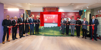 Distinguished guests officiate at the opening of “A Century of Iec Long Firecracker Factory in Radiance – An Exhibition on the Resonant History and Aesthetic Memory of Macao Firecrackers” at Sands Gallery Wednesday.