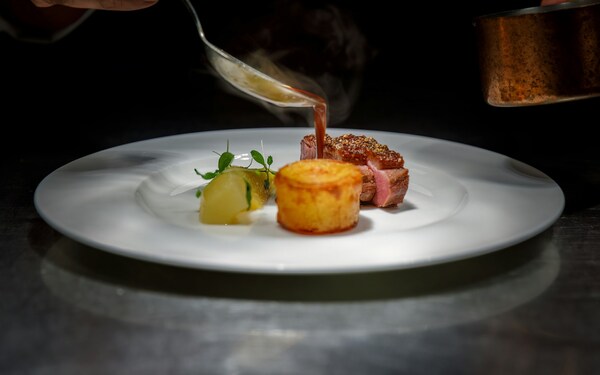 Unable to view the image, Please provide a valid URL.