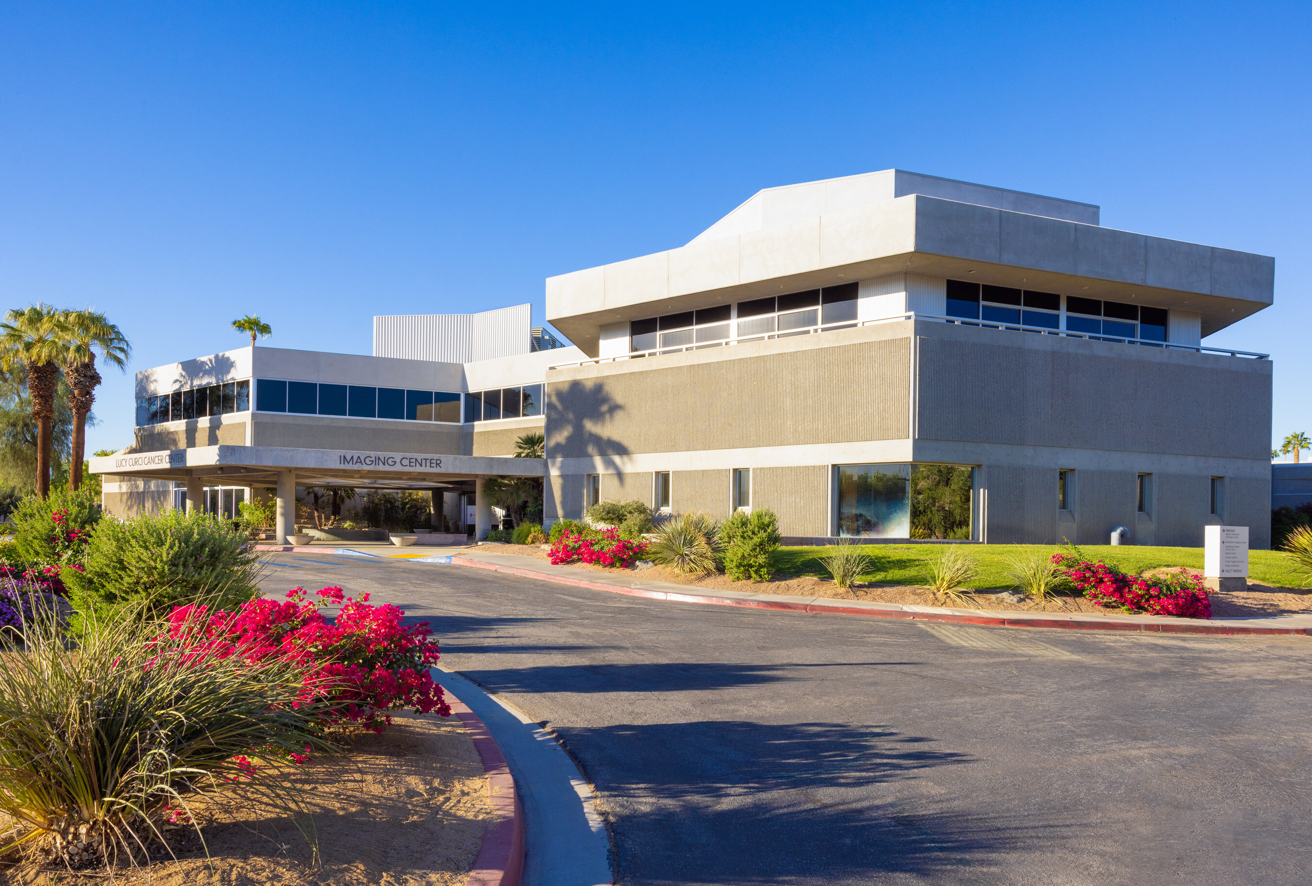 FIRST ON THE WEST COAST: Eisenhower Lucy Curci Cancer Center