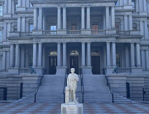 Baltimore's Toppled Columbus Statue Reborn on White House Campus