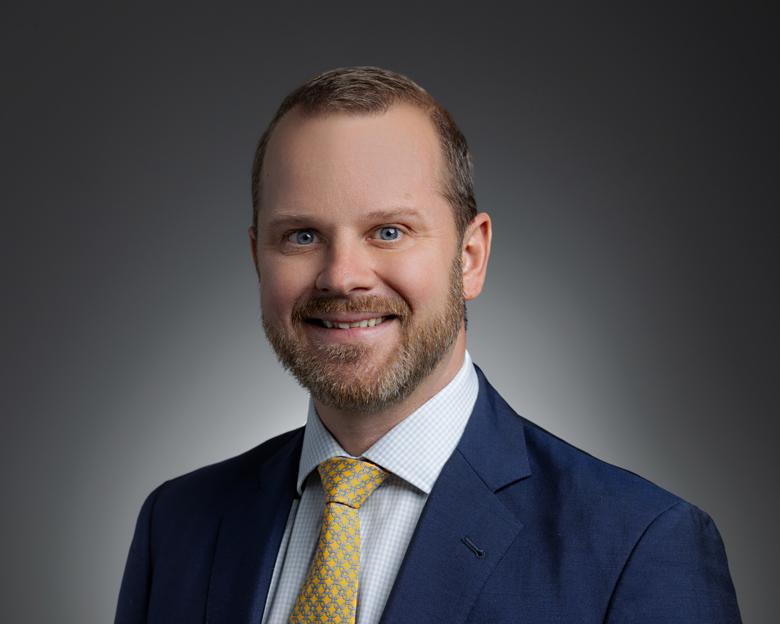 Yale Surgeon Performs East Coast's First Shoulder Replacemen