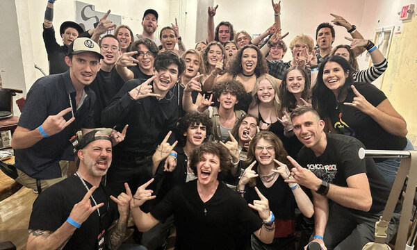 Unable to view the image, Please provide a valid URL.