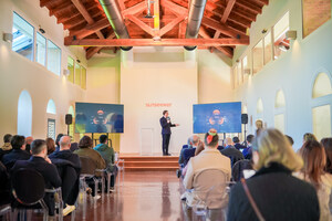 Sunseeker Robotics presenta a Milano la serie di robot tagliaerba X Gen 2, che portano armonia al giardino