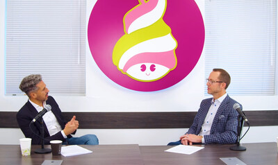 From left to right: Amit Kleinberger with Michael Mudd on the BrandONE-On-ONE podcast.