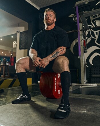 Colton Engelbrecht - World Record Powerlifter wearing Notorious Lift Sumo Sole Gen 5