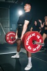 Athlete using Sumo Sole Gen 5 to deadlift