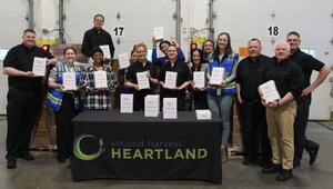 Leeann Chin Donates Nearly 12,000 Pounds of Food to Second Harvest Heartland