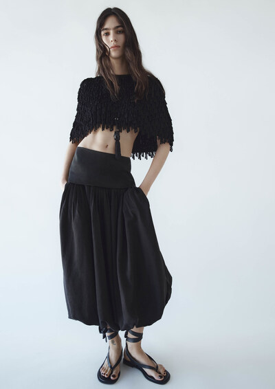 Fashion Industry News: Guess Taps Hyunjin for Spring Campaign, H&M’s Spring 2026, Towson University’s UStore, Scot Louie Curates for SHEIN, New York Liberty Official Sunglass Partner, "Pink Pigs" Racing Livery, TOMMY JEANS Spring 2026, Nike Unveils 2026 Federation Kits, Bershka’s OUT OF CORE Line & Carolina Herrera Spring 2026 Collection 8 HandM 2026