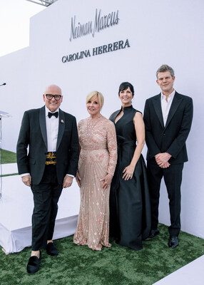 VP SaksGlobal and VP GM Neiman Marcus Tim Braun, Fresh Start Co-Founder and ICON Award Recipient Pat Petznick Wick, Fresh Start President and CEO Kim McWaters, and Carolina Herrera Creative Director Wes Gordon. Credit: Orlando Pelagio VP SaksGlobal and VP GM Neiman Marcus Tim Braun, Fresh Start Co-Founder and ICON Award Recipient Pat Petznick Wick, Fresh Start President and CEO Kim McWaters, and Carolina Herrera Creative Director Wes Gordon. Credit: Orlando Pelagio