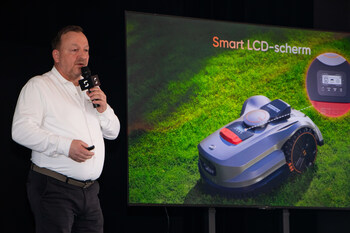 Jeroen Knopert, Director and Owner of Knopert BV, delivers a presentation