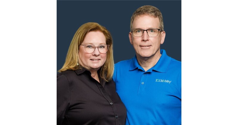 Tom and Donna Riedl Named 101 Mobility's Franchise of the Year