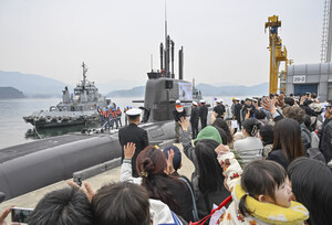 Korean-Built KSS-III Submarine Departs for Canada, Marking Pacific Crossing Ahead of Joint Naval Exercise
