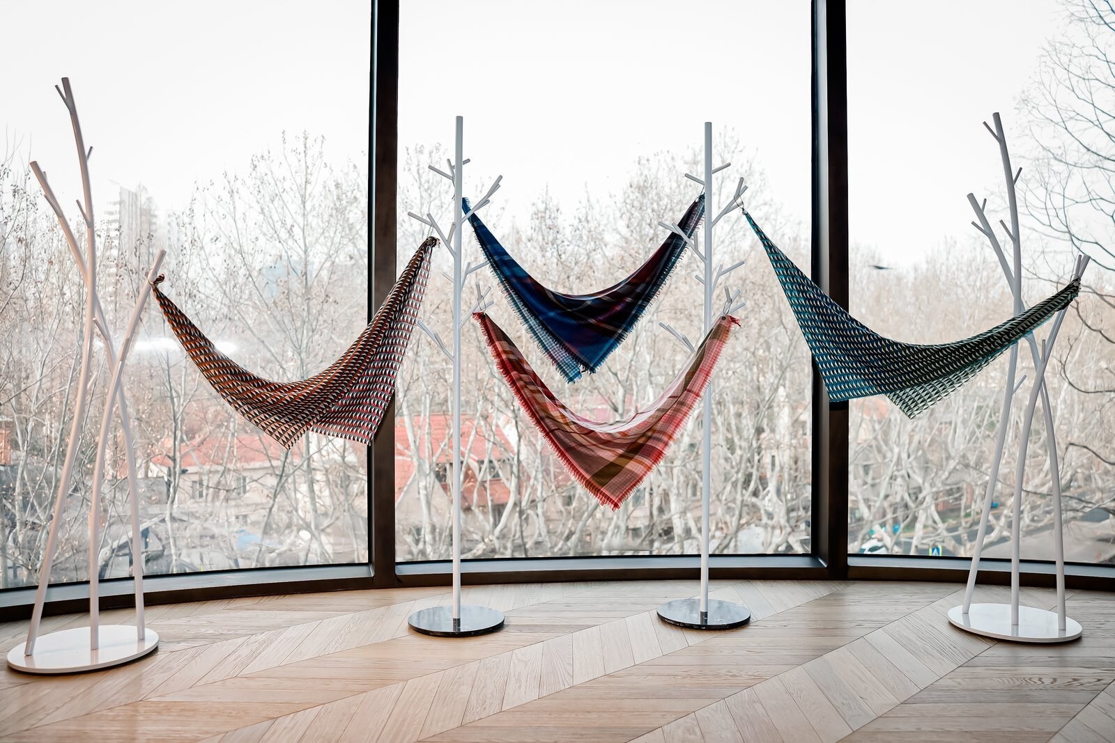 Unable to view the image, Please provide a valid URL.