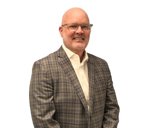 Newly appointed Chief Products Officer Colin Bain will be responsible for driving the growth and acceleration of the Owens & Minor product portfolio. Newly appointed Chief Products Officer Colin Bain will be responsible for driving the growth and acceleration of the Owens & Minor product portfolio.