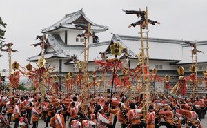 Hyakumangoku Festival in Kanazawa: A Grand Procession Rooted in Samurai Legacy