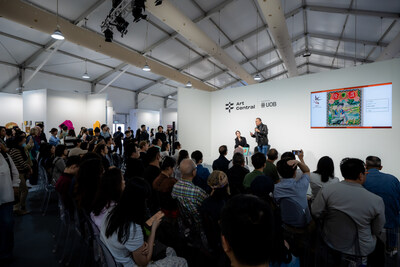 The seminar traced the development of the firecracker trade, focusing on the aesthetics emanating from the square-inch packaging paper, the folk symbolism and aesthetic trends behind the graphics, and how the packaging design responded to cross-cultural market demands. The seminar traced the development of the firecracker trade, focusing on the aesthetics emanating from the square-inch packaging paper, the folk symbolism and aesthetic trends behind the graphics, and how the packaging design responded to cross-cultural market demands.