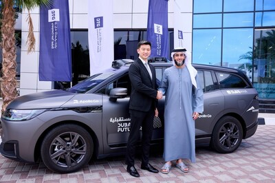 Nan Yang, Vice President of Baidu and General Manager of Overseas Business Unit, Intelligent Driving Group, with Mansoor Rahma Alfalasi, Group CEO, DTC Nan Yang, Vice President of Baidu and General Manager of Overseas Business Unit, Intelligent Driving Group, with Mansoor Rahma Alfalasi, Group CEO, DTC