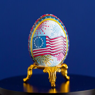 Back view of the 49th First Lady's Commemorative Egg. Source: American Egg Board. Back view of the 49th First Lady's Commemorative Egg. Source: American Egg Board.